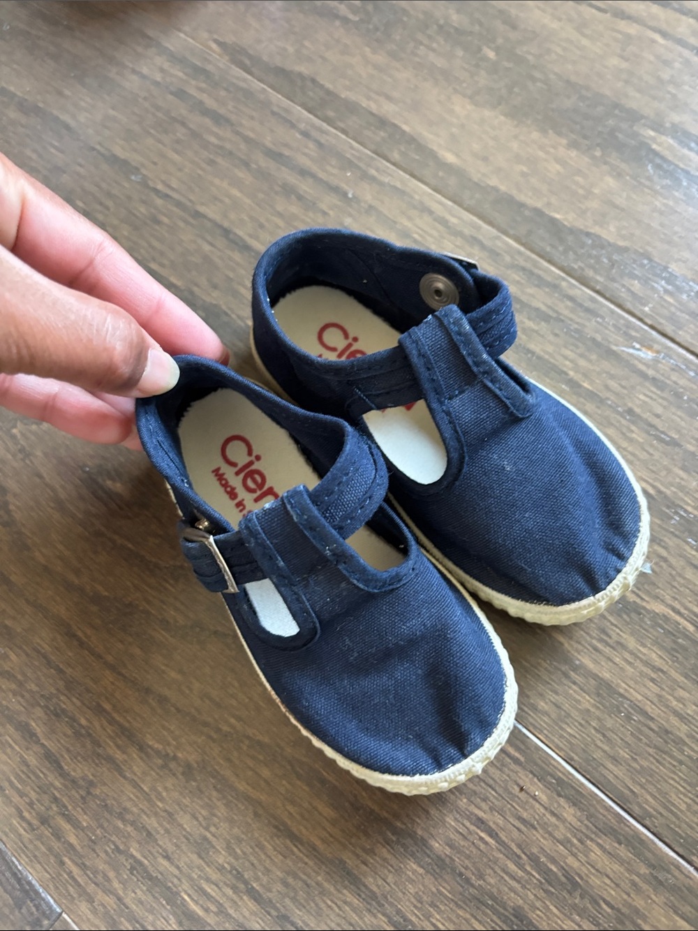 Cienta Navy Canvas Mary Jane t-strap Shoes - Picture 5 of 5